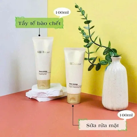 SET SỮA RỬA MẶT VÀ TẨY DA CHẾT SUM37 COMBO TÁI SINH LÀN DA HOÀN HẢO