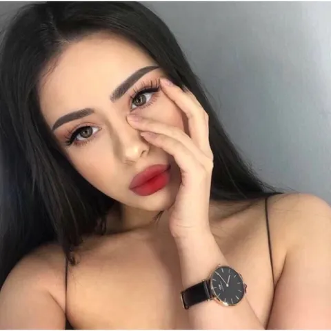 Son kem lì It’s Skin Life Color Lip Crush Matte (ko hộp giấy)