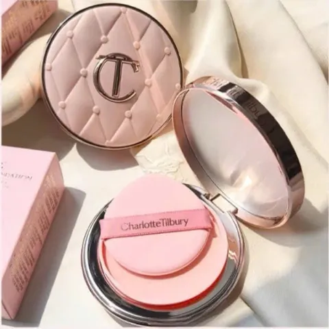 Phấn nước Charlotte Tilbury Pillow Talk Beautifying Cushion Foundation tone da sáng tự nhiên Fullsize