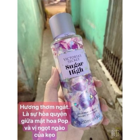 Xịt Thơm Toàn thân Vic Secret Body Mist 250ml Siêu Thơm Cá Tính, Năng Động