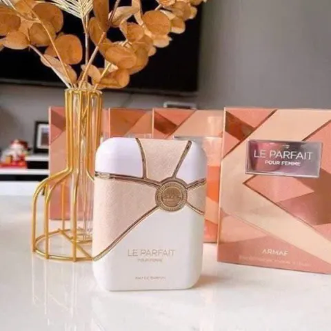 Nước hoa nữ Armaf Le Parfait Pour Femme EDP 100ml Chính hãng mùi siêu thơm ,chai Sang trọng