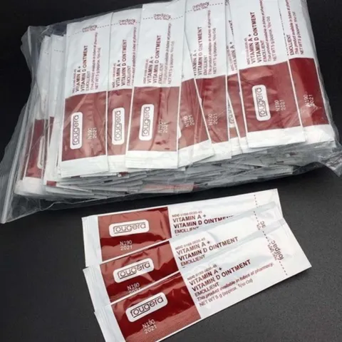 Gel Dưỡng Môi Gói Vitamin AD dưỡng mày môi sau xăm, giúp dưỡng mềm và tái tạo da sau xăm