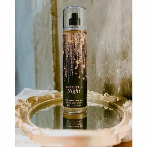 Xịt thơm body mist Into the Night 236ml Sang trọng, Quyến Rũ 776981