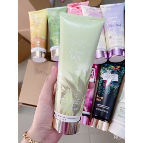 Dưỡng thể body Secret fullsize giao mùi ngẫu nhiên