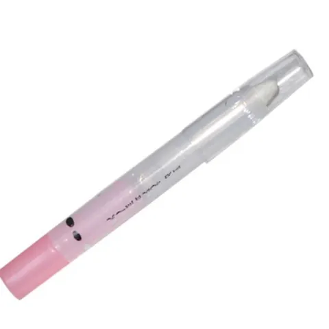 Bút kẻ mắt màu trắng có nhũ lấp lánh 777170
