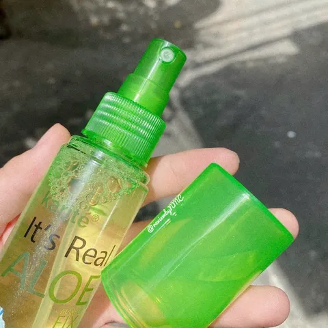 Xịt khóa nền trang điểm Nha Đam Aloe Vera makeup Fix Spray Kiss Beauty 150ml 777181