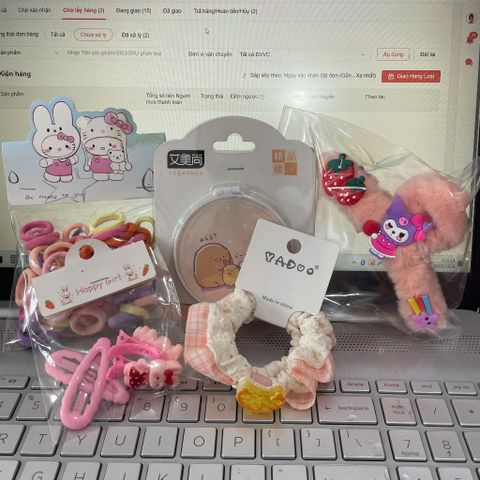 Combo Quà Tặng Phụ Kiện Tóc Cho Bé Gái Kèm Gương Mini Dễ Thương – Thun Cột Tóc, Kẹp Tóc, Scrunchies
