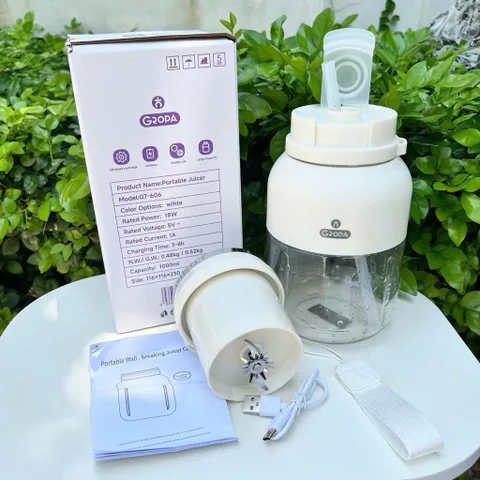 Máy Xay Sinh Tố Cầm Tay Tích Điện GROPA Cao Cấp – Máy Xay Sinh Tố Mini Đa Năng Có Nắp Ống Hút & Dây Đeo