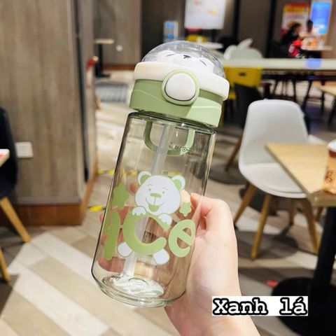 Bình Nước Trẻ Em Hình Gấu XBD 650ml Có Quai Xách – Bình Nước Nhựa Nắp Bấm Chống Rò Rỉ Cho Bé Đi Học
