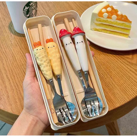 Set đũa thìa dĩa rau củ quả dễ thương kèm hộp đựng tiện lợi(giao hình ngẫu nhiên)