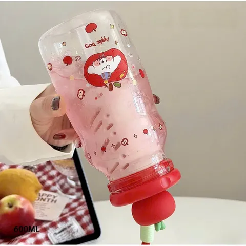 Bình Nước Nhựa Nắp Táo 600ml Siêu Cute – Có Lõi Lọc Tiện Lợi