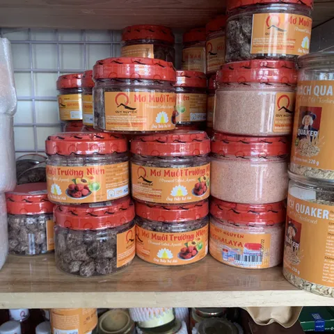 Mơ Muối trường niên Quy Nguyên 220g