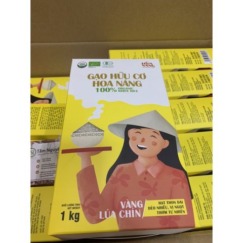 Gạo hữu cơ Hoa Nắng Vàng Lúa Chín hộp 1kg hút chân không