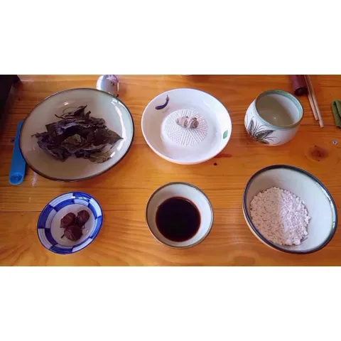Bài Trà Bình Minh thầy Tuệ Hải Quy Nguyên-(Gừng, trà bancha, sắn dây, chanh muối, tamari)