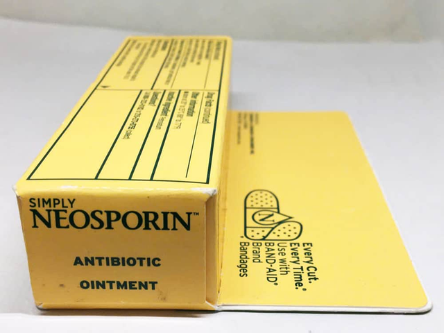 Kem mỡ  Simply Neosporin Ointment 14.2g