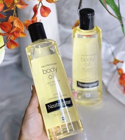 🚚 Neutrogena Dầu Dưỡng Thể Hạt Vừng 250ml Giao Nhanh