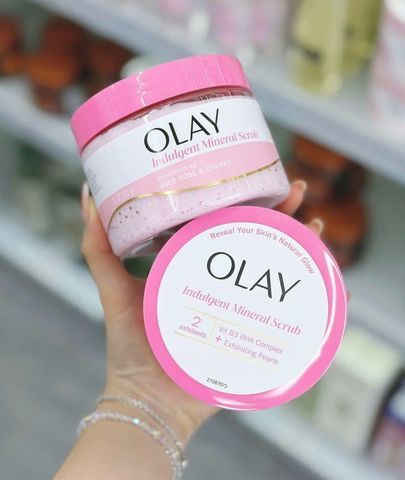 Tẩy tế bào chết OLAY MINERAL SCRUB Wild Rose & Cherry làm mịn da, thơm dịu 200g 🏷️ Sale sốc!