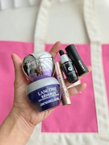 Set quà tặng Lancome 6 món dưỡng da căng mướt, full size & mini ?️ Giá rẻ nhất!