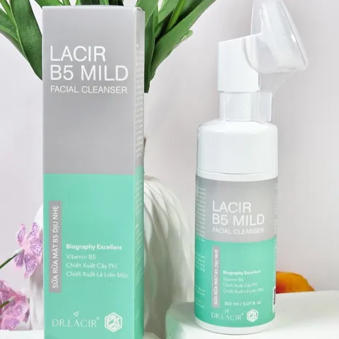 Sữa rửa mặt Dr.Lacir Kiềm Dầu Dịu Nhẹ Chính Hãng