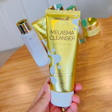 Sữa Rửa Mặt Vàng Melasma Cleanser Melaslab