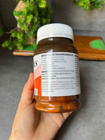 Viên uống Blackmores Total Calcium & Magnesium + D3 của Úc - Hỗ trợ xương và răng chắc khỏe, phòng ngừa loãng xương.