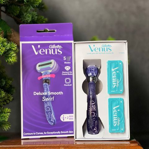 Dao cạo nữ 5 lưỡi Gillette Venus Deluxe Smooth Swirl + 2 Blade Refills