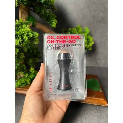 Thanh lí vỏ hộp cũ Thanh Lăn hút dầu  Revlon Oil Control On The Go.