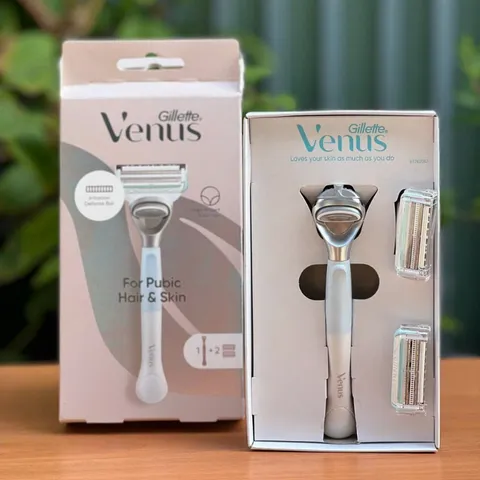 Dao cạo vùng kín bikini Gillette Venus for pubic hair 1 cán 2 đầu thay 779220