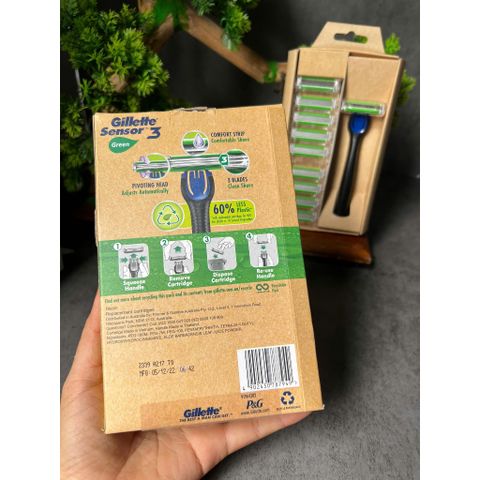Set dao cạo râu Gillette sensor 3 hàng Úc - Set gồm 1 cán + 11 lưỡi dao