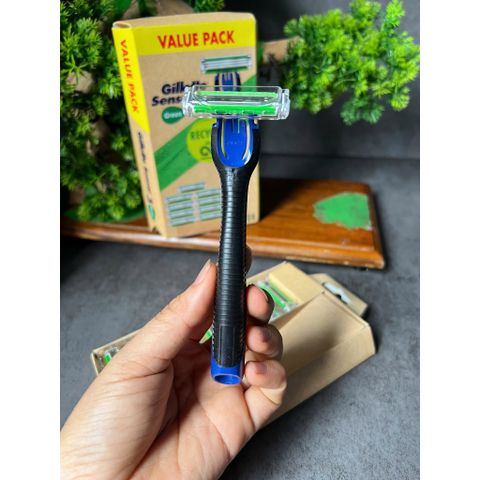 Set dao cạo râu Gillette sensor 3 hàng Úc - Set gồm 1 cán + 11 lưỡi dao