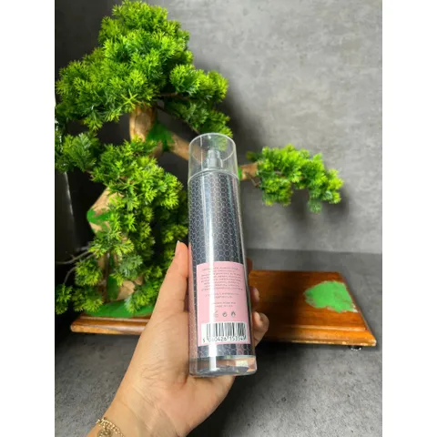 Xịt thơm toàn thân Sarah Jessica Parker born Lovely Body Mist 236ml