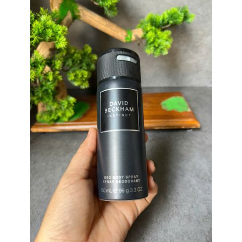Xịt khử mùi toàn thân cho nam David Beckham Instinct với dung tích 150ml.