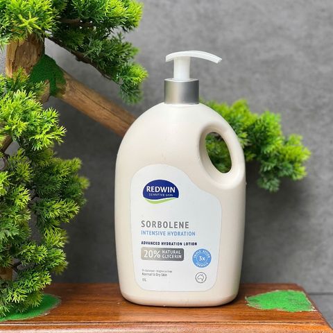 Redwin Sorbolene Intensive Hydration Lotion dung tích 1.1L hàng Úc