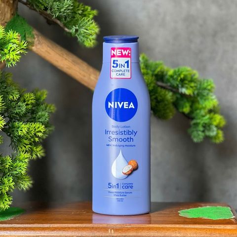 Dưỡng thể Nivea body lotion Irresistibly smooth 5in1 250ml dry skin
