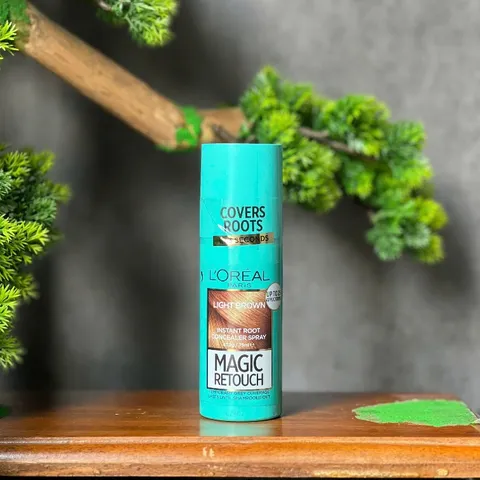 Xịt nhuộm tóc tạm thời L'Oréal Paris Magic Retouch light brown hàng Úc