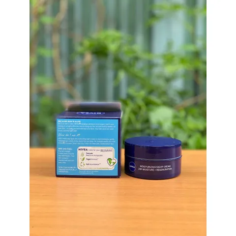 Kem dưỡng ẩm ban đêm NIVEA Hydrating Night Cream 24H Moisture + Regeneration 779304