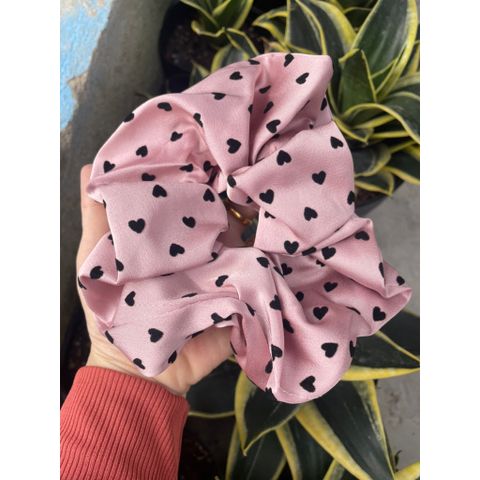 Buộc tóc chấm bi tim lớn vải mịn màu Pastel