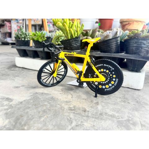 Đồ chơi nhựa xe đạp xì tin mẫu mới 2026
