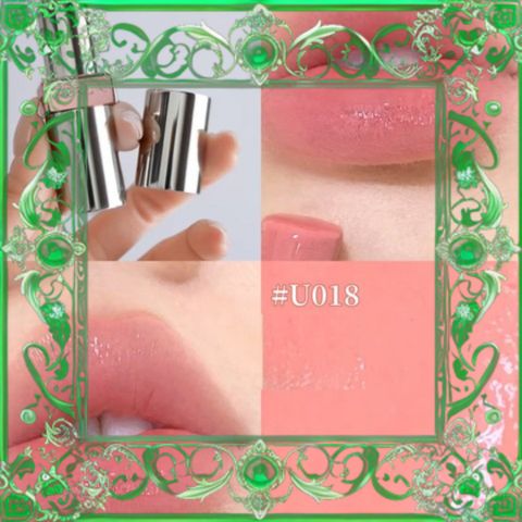 (Nhập Khẩu) Son Prada Monochrome Soft Matte Lipstick Màu U018 Hồng Nhạt Chất Son Mềm Mại, Lâu Trôi, Sang Trọng, Trang Điểm Tự Nhiên Chính Hãng