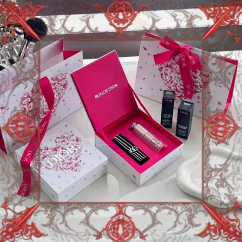 (Nhập Khẩu) Set Son Dior Rouge Dior Couture Velvet Finish 772 Classic Rosewood Hồng Đất + Addict Lip Glow Balm 001 Pink Chính Hãng Bộ Son Sang Trọng Dưỡng Ẩm Môi Chính Hãng