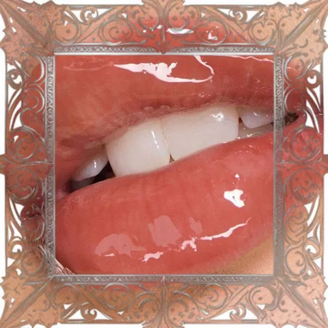 (Chính Hãng) Son Kem Lancôme Lip Idôle Juicy Treat Lip Oil Gloss 40 Cam Đào Mỹ Phẩm Chính Hãng Tăng Cường Độ Ẩm và Bám Màu Dài Lâu Chính Hãng