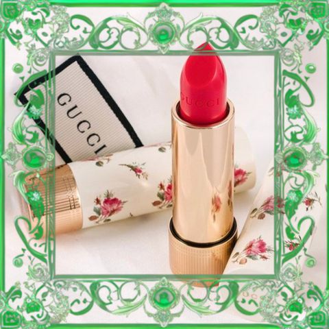 (Cao Cấp) Son Gucci Rouge À Lèvres Voile 25 Goldie Red Son Môi Đỏ Cổ Điển Chính Hãng, Dưỡng Ẩm, Độ Bám Màu Lâu, Phong Cách Sang Trọng Mẫu Mới