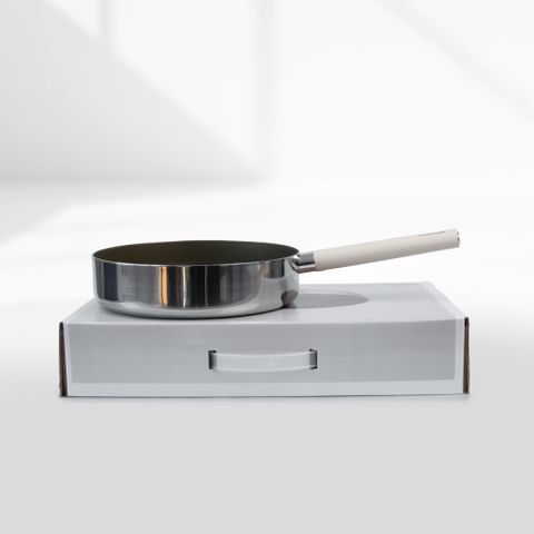 Chảo Titanium Aura Haatz Size 24cm HTA724 - Chảo Chống Dính Cạn Lòng inox 316 Dùng Mọi Loại Bếp - Bảo Hành 5 Năm