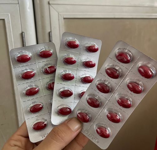 Viên bổ sung sắt USAR ,hộp 100 viên ,date xa