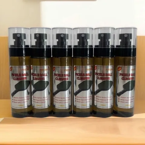 Chai xịt vệ sinh mặt vợt PICKLEBALL CLEANER, giúp làm sạch và bảo vệ mặt vợt dung tích 100ml