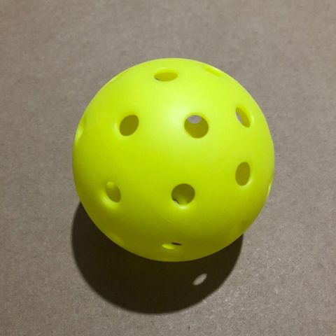 Bóng tập chơi pickleball loại 40 lỗ chất liệu nhựa cao cấp hàng đẹp