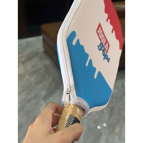 Túi bọc mặt vợt pickleball JOOLA POPS bảo vệ mặt vợt, chống bụi bẩn khóa kéo chắc chắn.