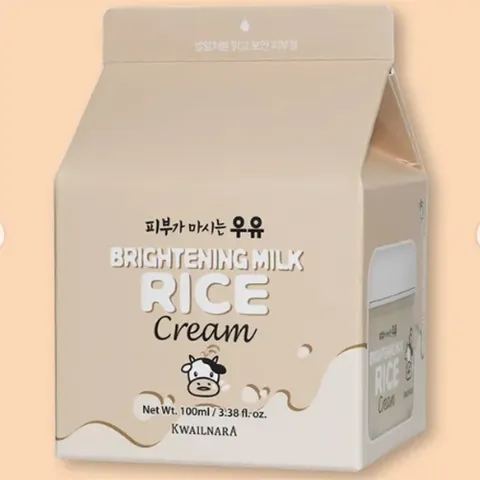 Kem sữa gạo Kwailnara Brightening Milk Rice Cream giúp mờ vết nám và làm đều màu da Hàn Quốc 100ml