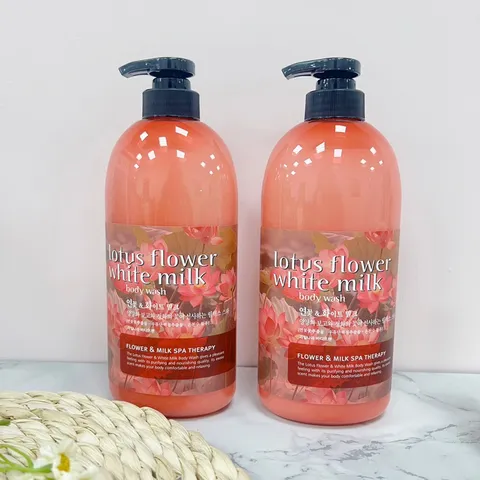 Sữa tắm hương sen Hàn Quốc Welcos Lotus Flower White Milk 750ml