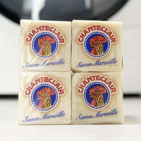 Xà phòng giặt quần áo tẩy vết bẩn sạch sâu ChanteClair Savon Marseille Ý 300g